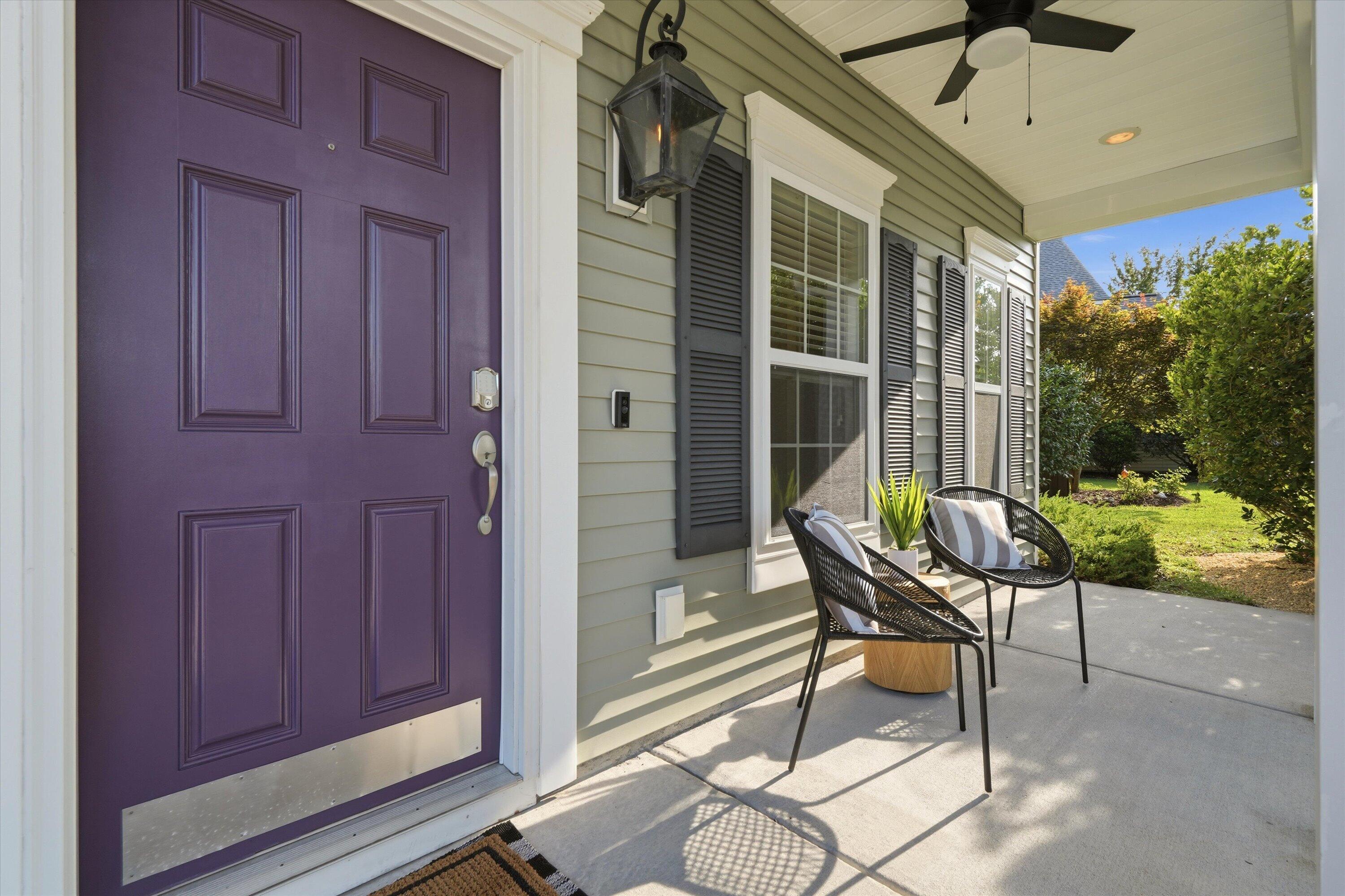 Image 2: Covered Front Porch