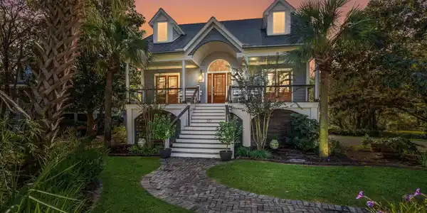 357 Anchor Circle, Mount Pleasant SC 29464