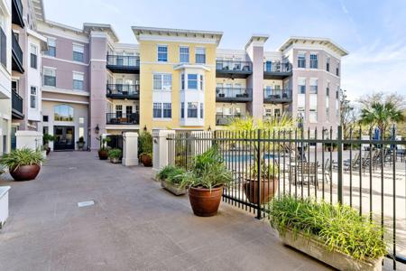 498 Albemarle Road # 508, Charleston SC 29407