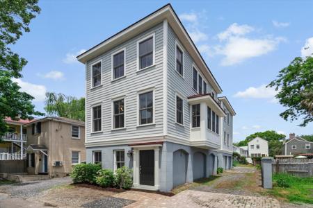 6 Kirkland Lane