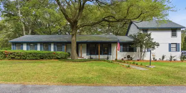 1721 Dartmoor Circle