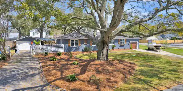 1490 Simmons Street, Mount Pleasant SC 29464