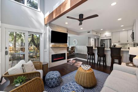 4363 Sea Forest Drive