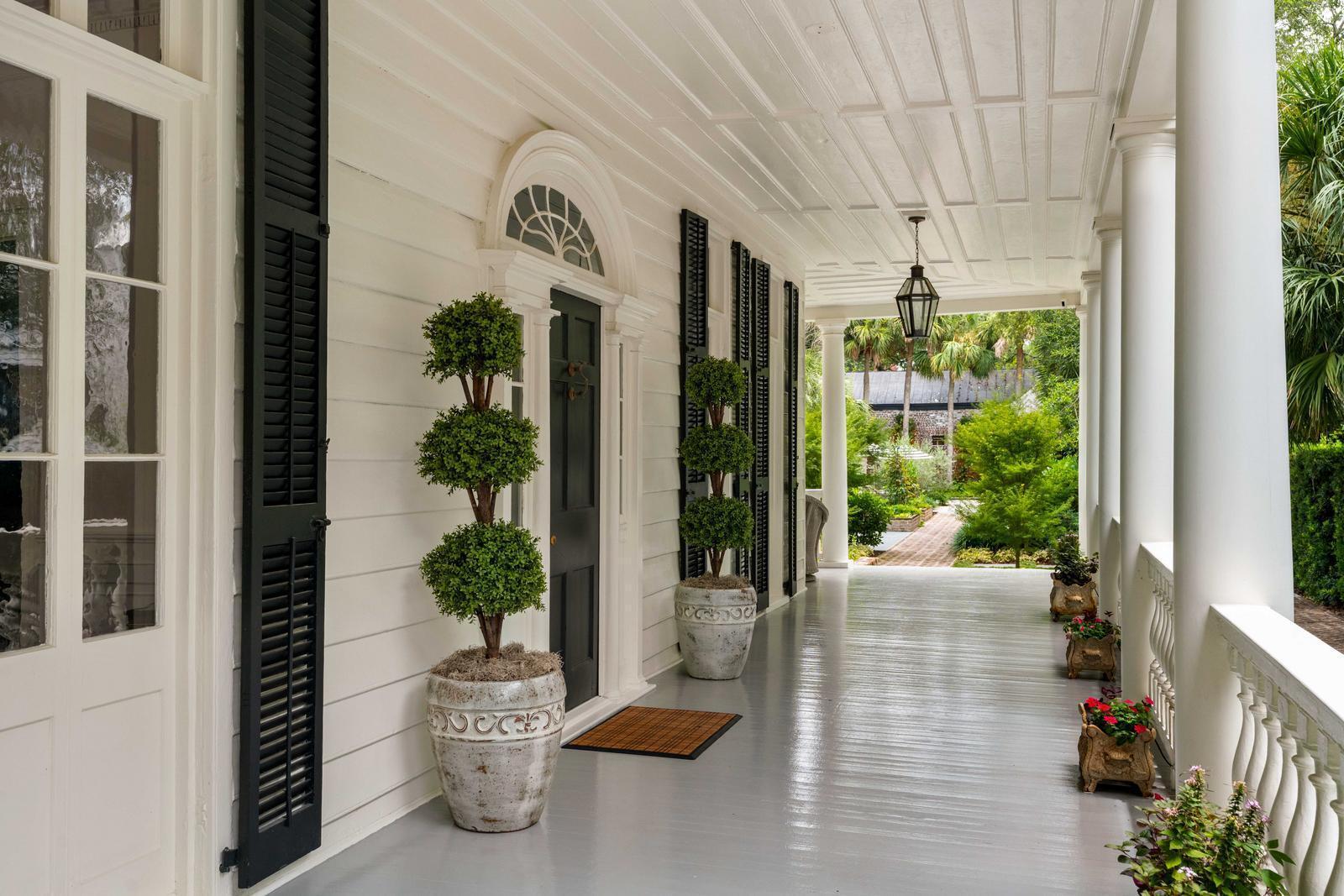 Image 4: Front Porch