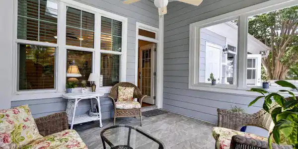 Image 4: Back Porch