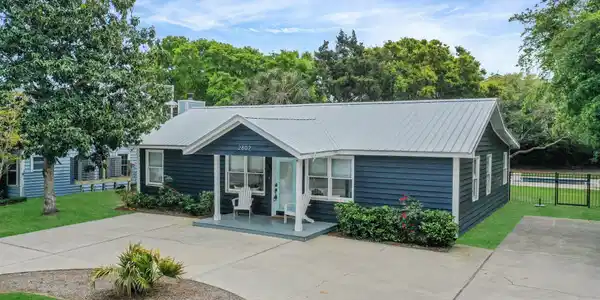 2802 Cameron Boulevard, Isle of Palms SC 29451