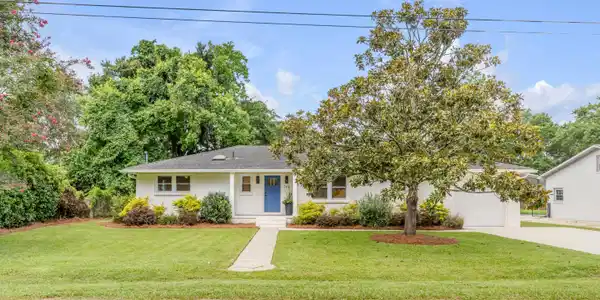 768 Creekside Drive
