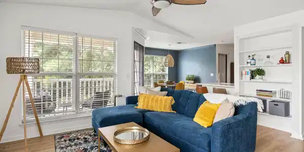 700 Daniel Ellis Drive