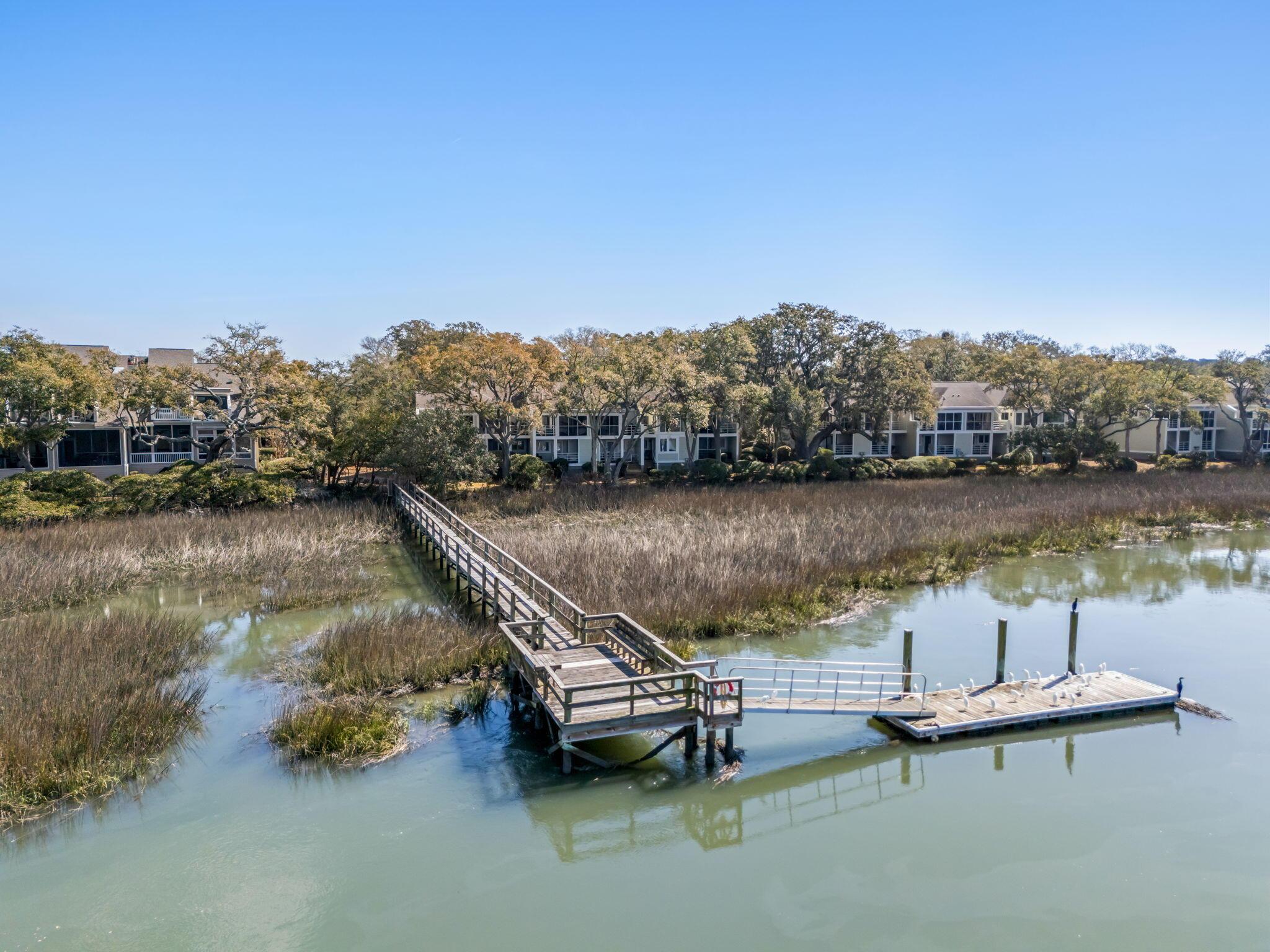 Image 4: 40-web-or-mls-1723 Live Oak Park Coastal