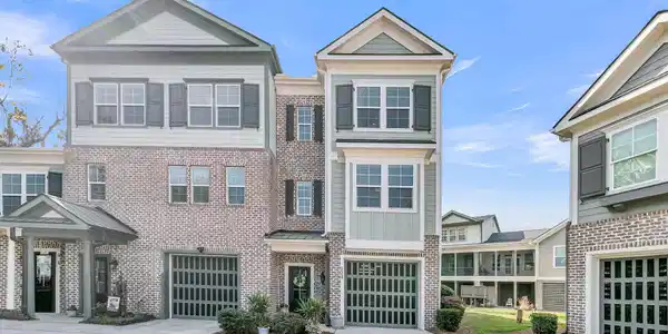 124 Slipper Shell Court