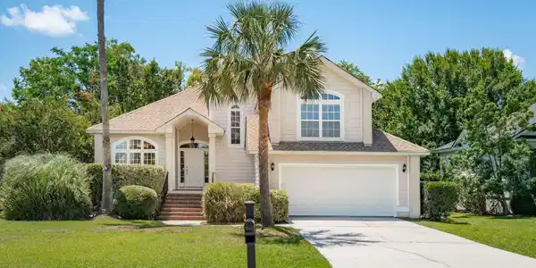 525 White Chapel Circle