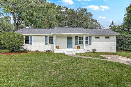 1140 Pleasant Pines Road