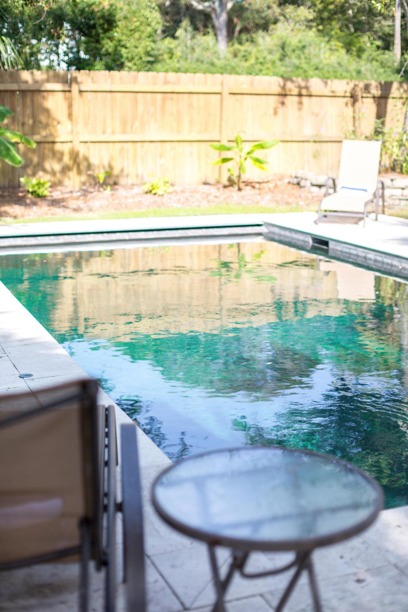 Image 4: The Oasis-0043