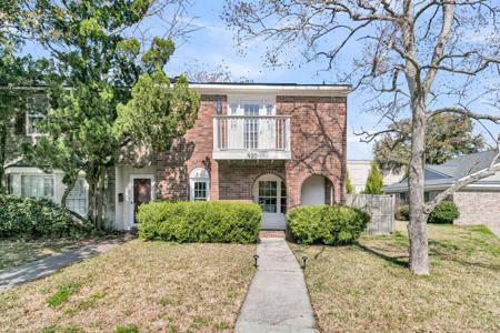 920 Beresford Court