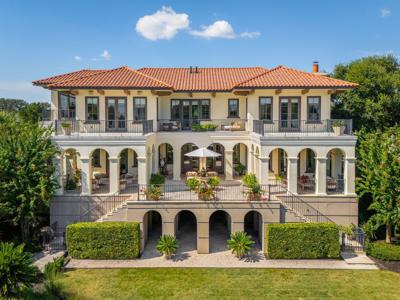 3655 Cobia Court