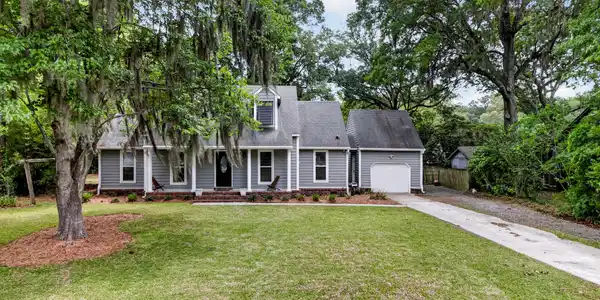 27 Westside Drive