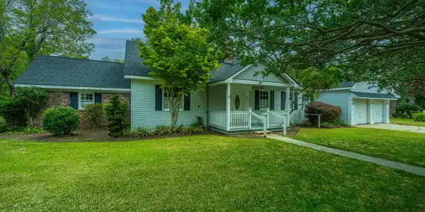 1012 Fort Sumter Drive, Charleston SC 29412
