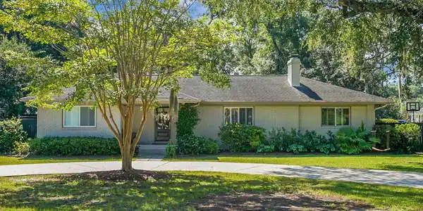 672 Clearview Drive
