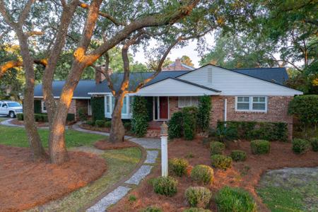 1827 Capri Drive