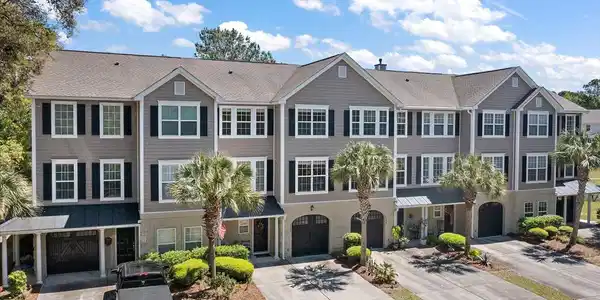 1357 Hamlin Park Circle, Mount Pleasant SC 29466