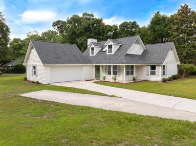 14 Chesterfield Drive