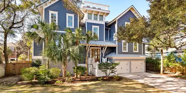 3 23rd Avenue