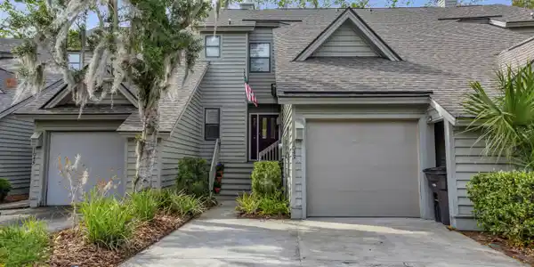 1043 Marsh Court Lane, Mount Pleasant SC 29464