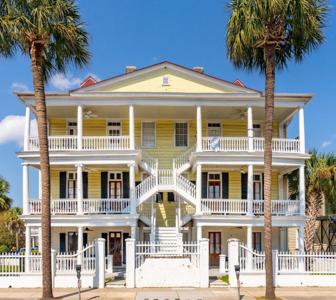 212 Calhoun Street