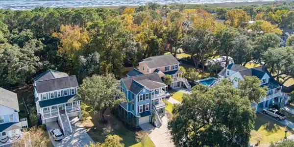 3711 Tip Lane