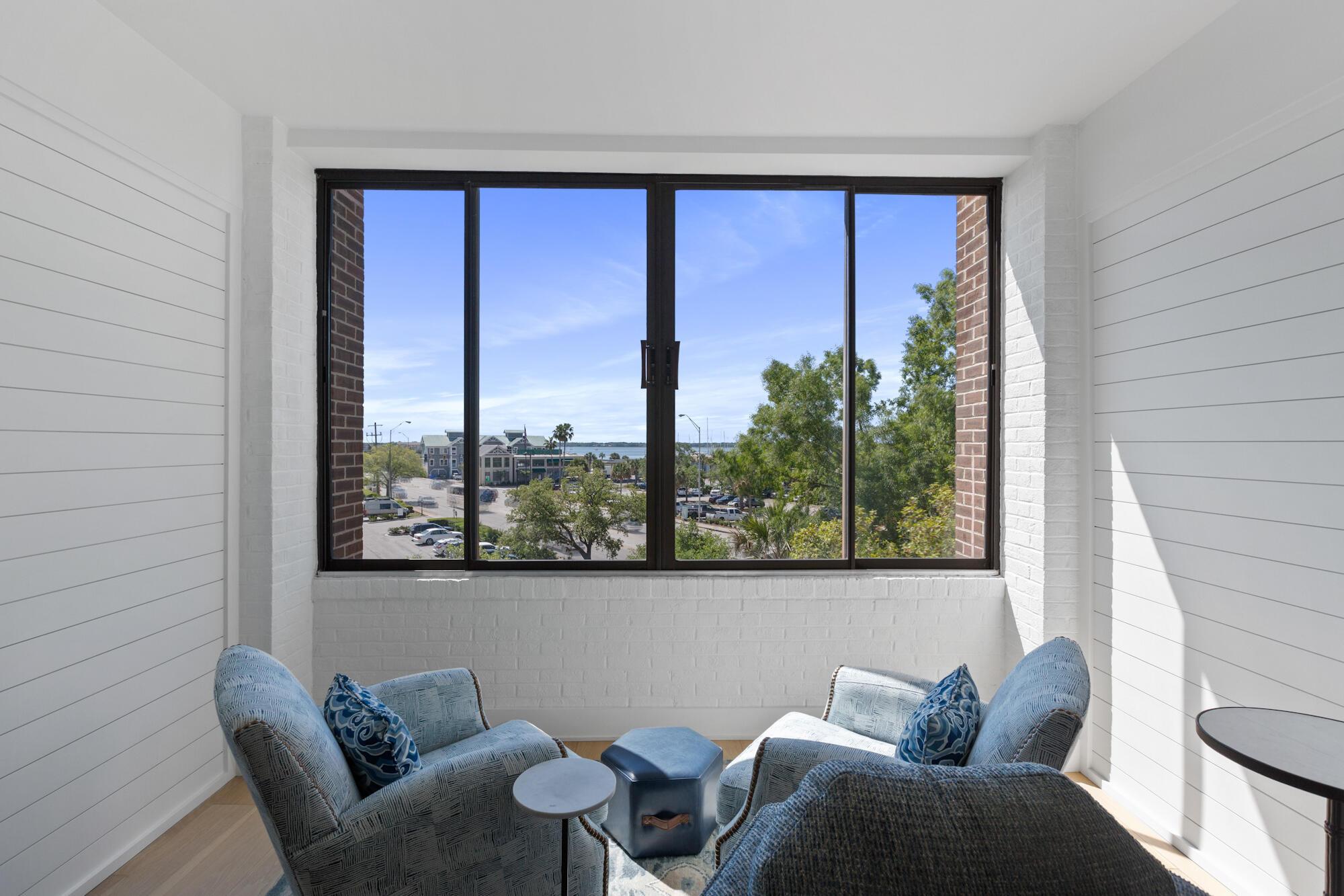 Image 3: View