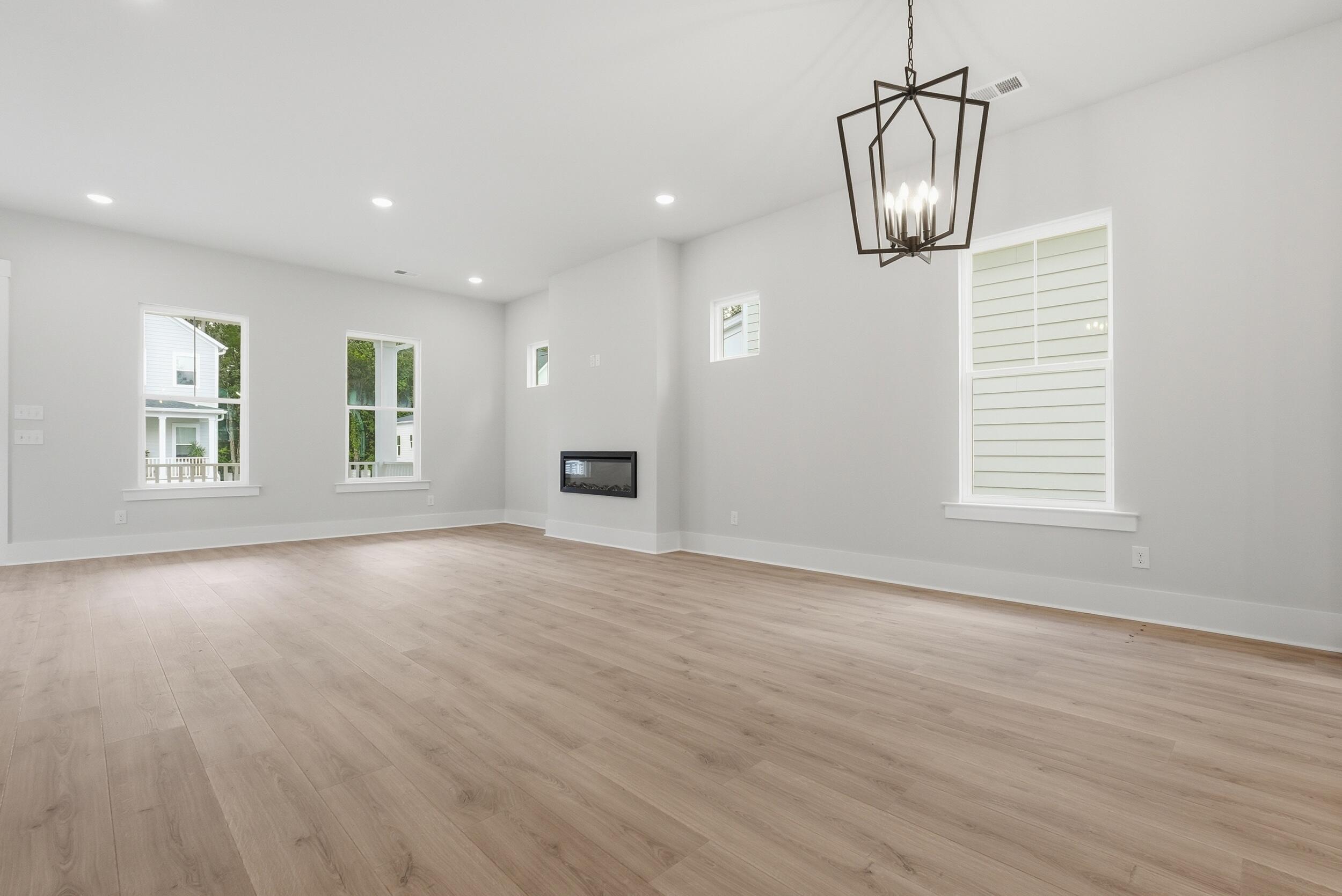 Image 4: OPEN CONCEPT