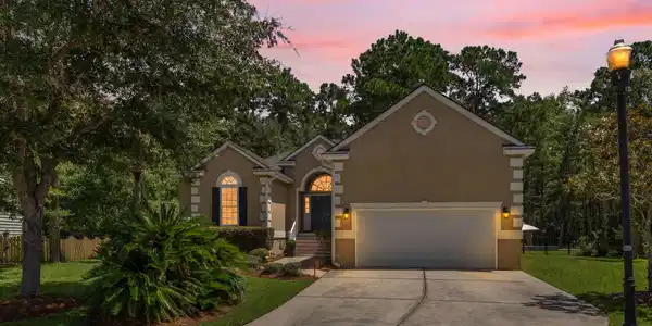 Image 2: 3-web-or-mls-1425 Oakhurst Dr - CoastalR