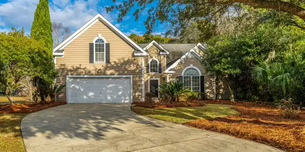 2652 Scarlet Oak Ct Court