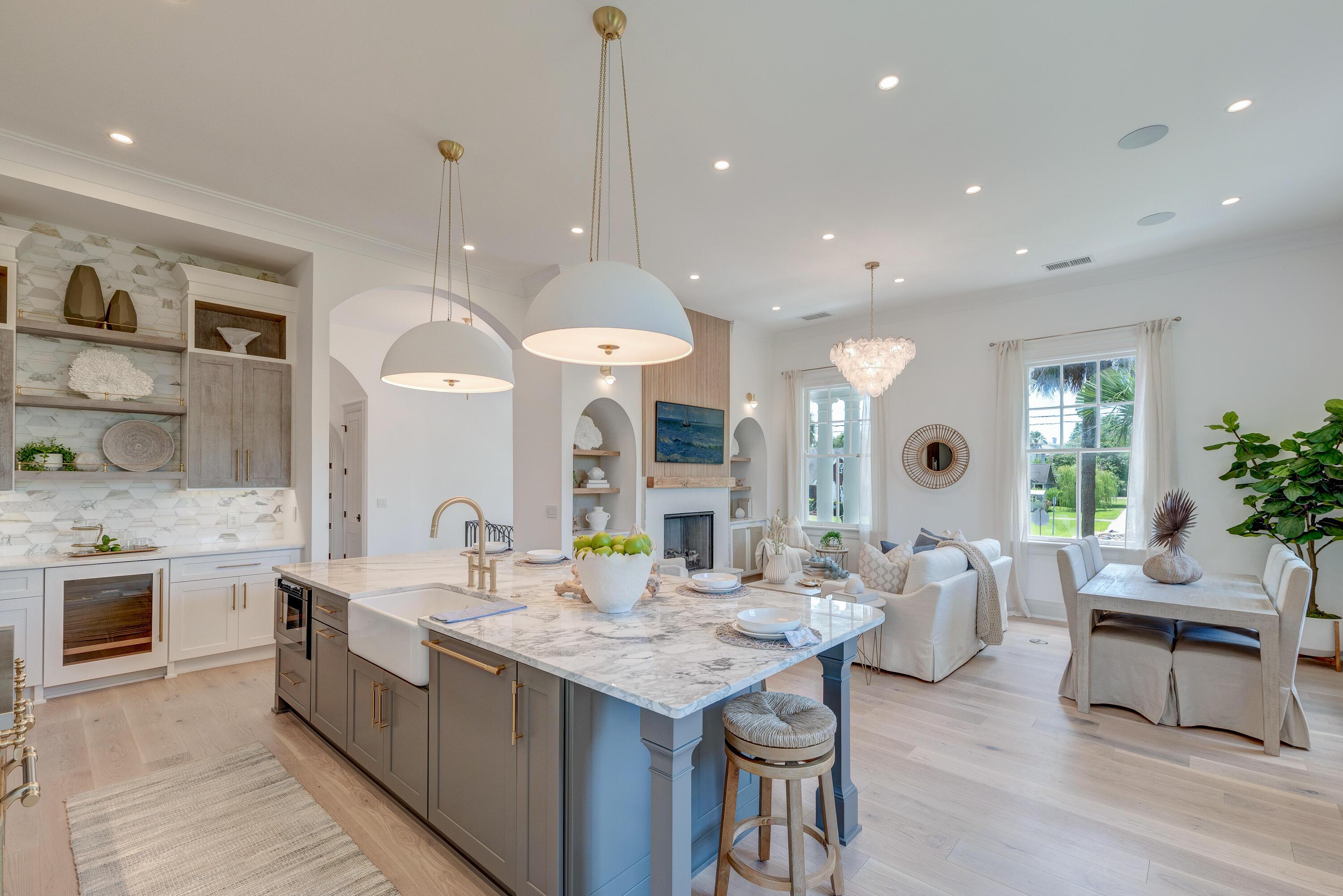 Image 4: DSC_5672_3_4_5_6