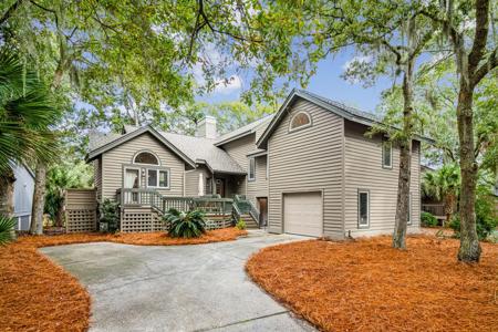 93 Surfscoter Lane
