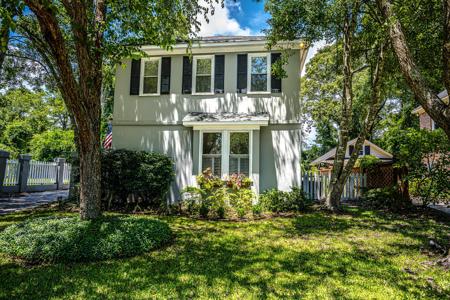 1023 Plantation Court