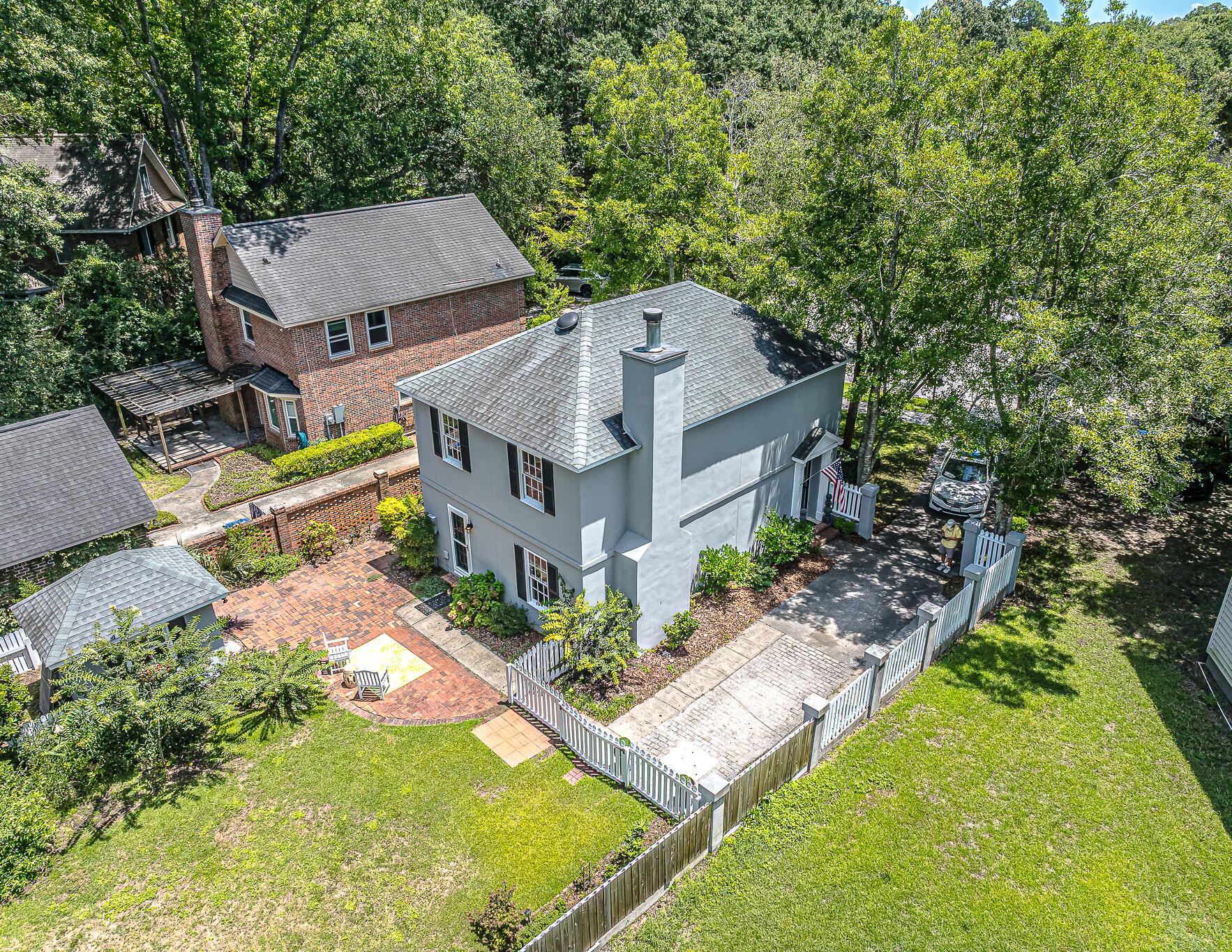 Image 4: 1023 Plantation Court-2