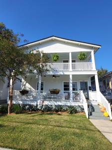 1011 Ashley Avenue, Charleston SC 29403