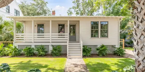 1417 Middle Street, Sullivans Island SC 29482