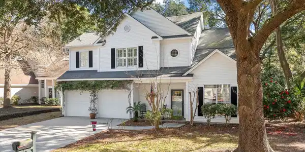 1927 Oak Tree Lane, Mount Pleasant SC 29464