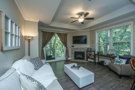 60 Fenwick Hall Allee