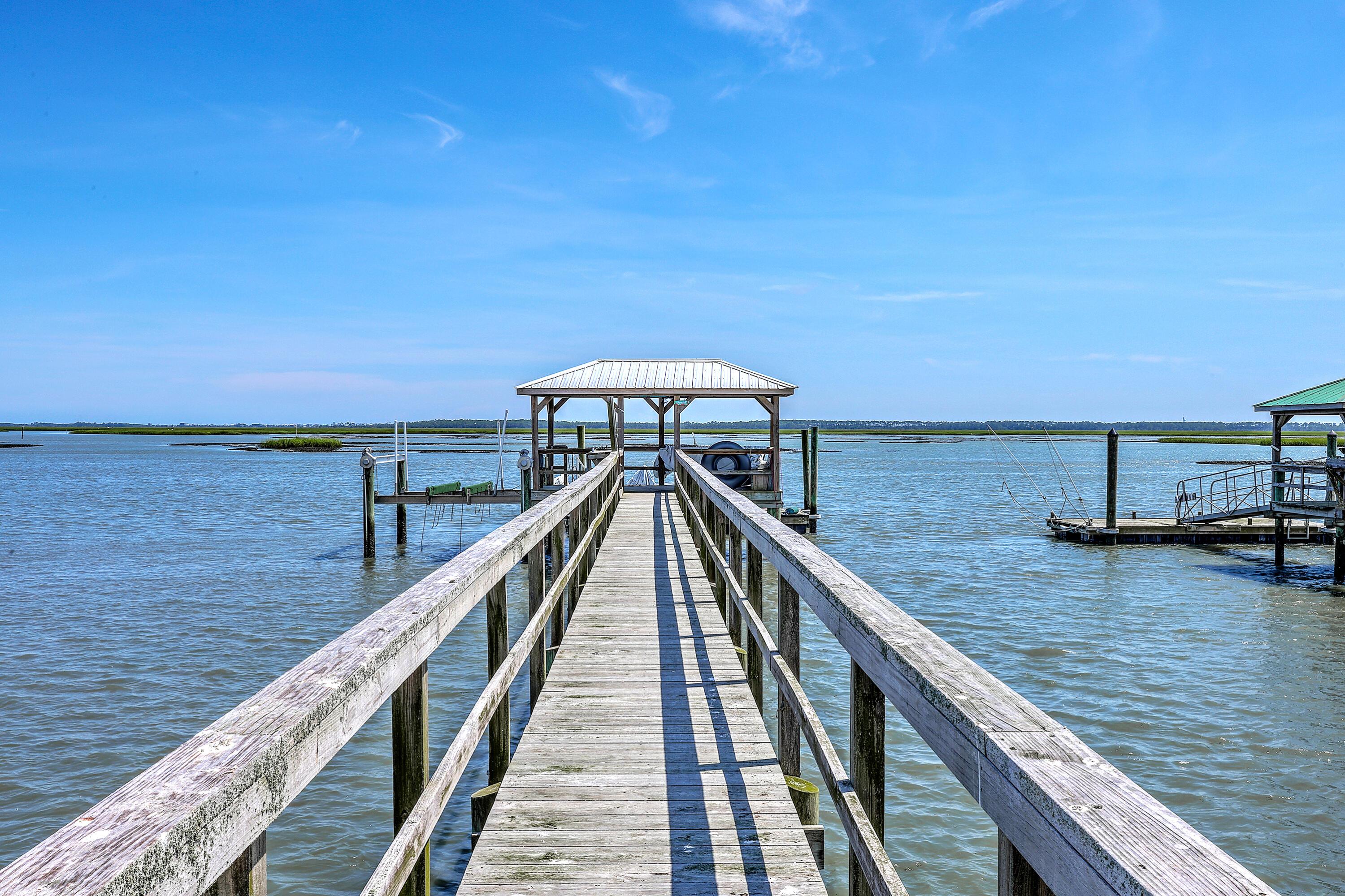 Image 4: dock3