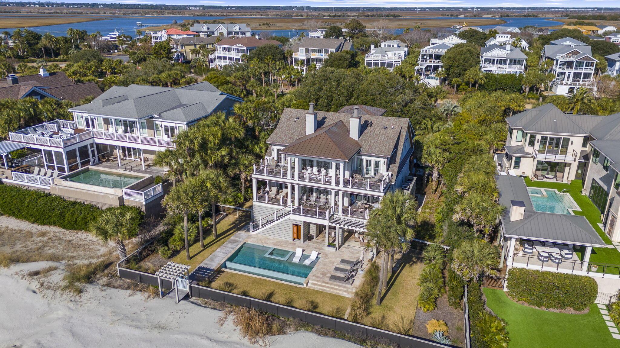 Image 4: 10-web-or-mls-DJI_20251222124450_0234_D