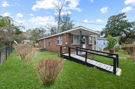 1058 Main Street, Charleston SC 29407
