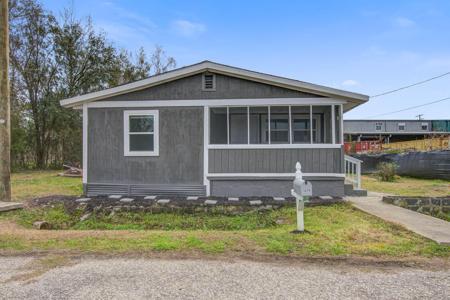 1879 Hampton Avenue, North Charleston SC 29405