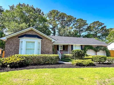 946 Law Lane