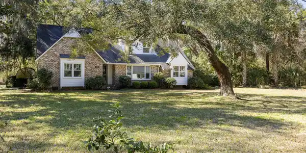1521 W Palmetto Fort Drive, Mount Pleasant SC 29466