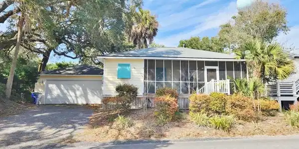 504 E Cooper Avenue, Folly Beach SC 29439