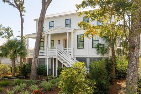 8072 Jack Island Drive