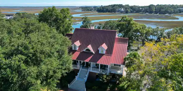 921 Parrot Creek Way, Charleston SC 29412